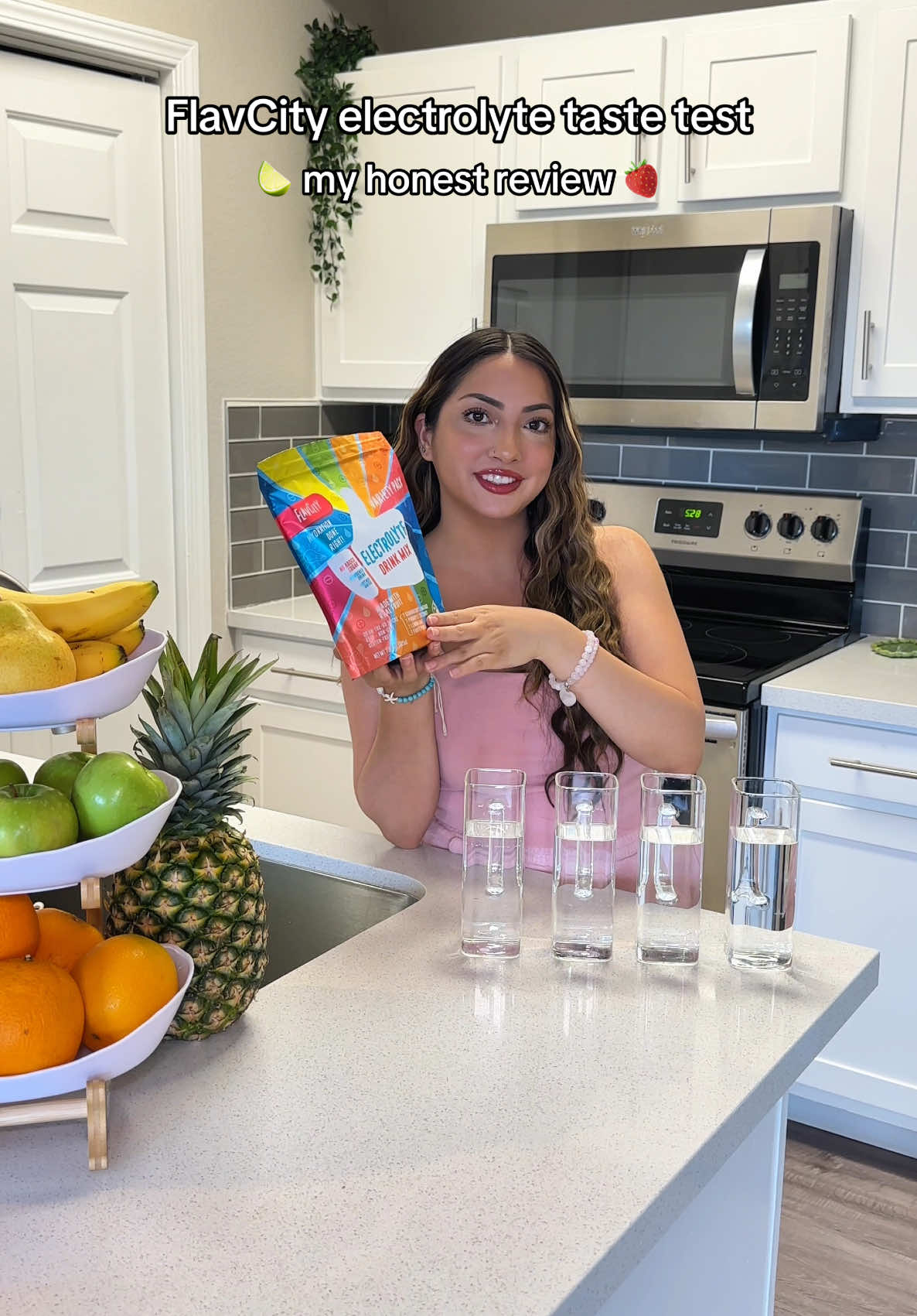These flavors did not disappoint 😩😍 What flavor would you try?  @ShopFlavCity  #flavcitysummer #sipflavcity #flavcity #flavcityelectrolytes #electrolytes #mainsqueezesweepstakes 