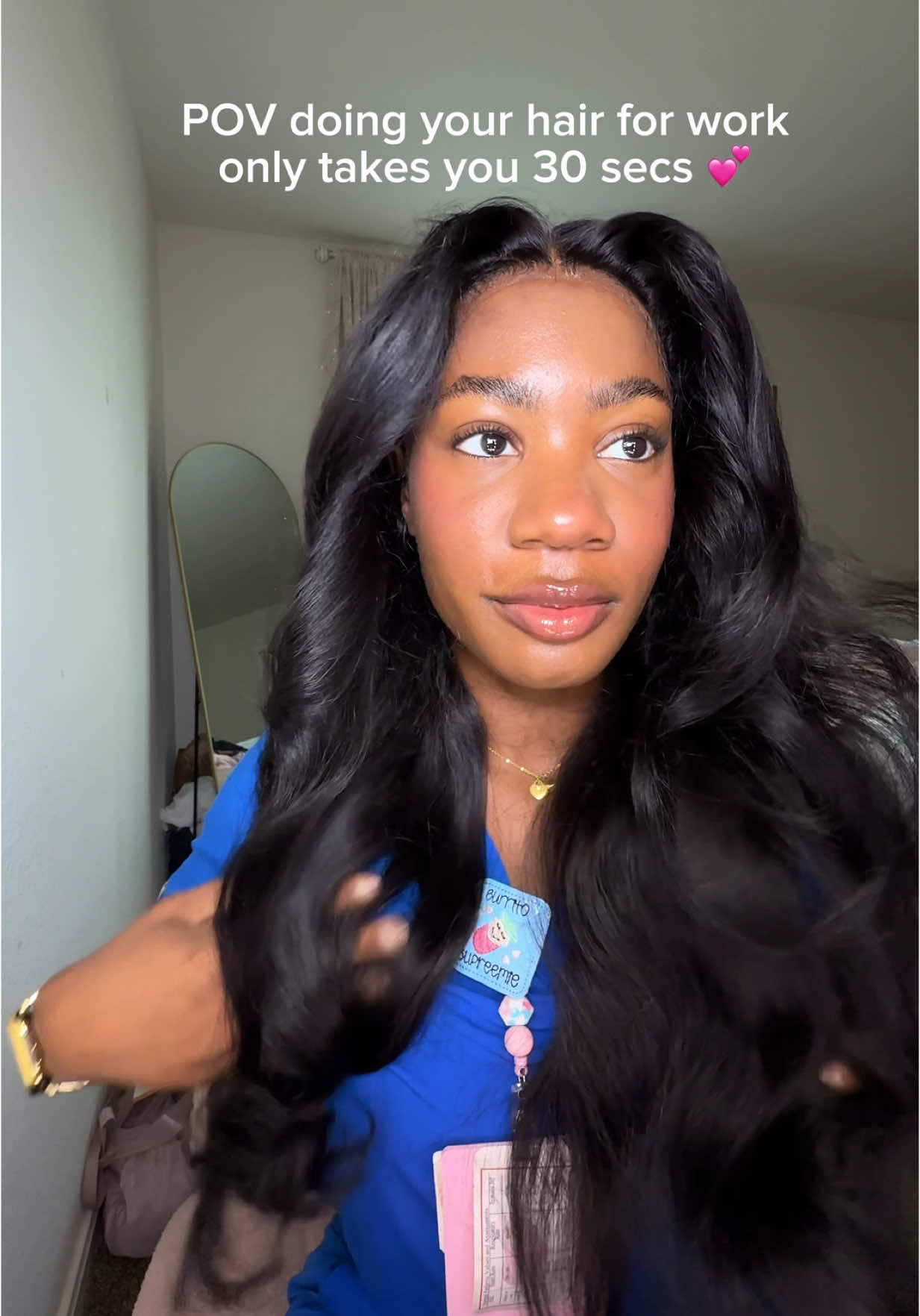 Heatless curls for the win 🩷 saves so much time!  #nursesoftiktok #heatlesscurls #nicunurse #nicunurse #nightshiftnurse #hairtutorial #CapCut #nursingstudenthairstyle #nursehairstyles 