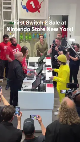First Nintendo Switch 2 Sale at Nintendo Store New York! #NintendoSwitch2 #Switch2  #NintendoNewYork Thank you @Nintendo of America for a great day!