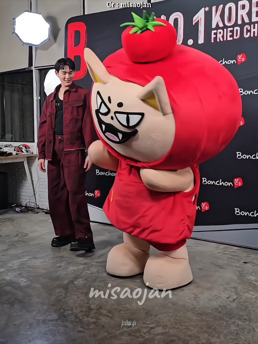 Like Dada like son 😭🤣 @kasibook_ @fforcejs  LET'S FUN WITH TOMAFOX #forcebook #TOMAFOX #TOMAFOX100KonIG #Perfect10Liners #fforce_ #kasibook_ #ฟอสบุ๊ค #ชาวบรรณา #forcejiratchapong #bookkasidet #fypシ #fypシ゚viral #thaienthu #raikantopeni 