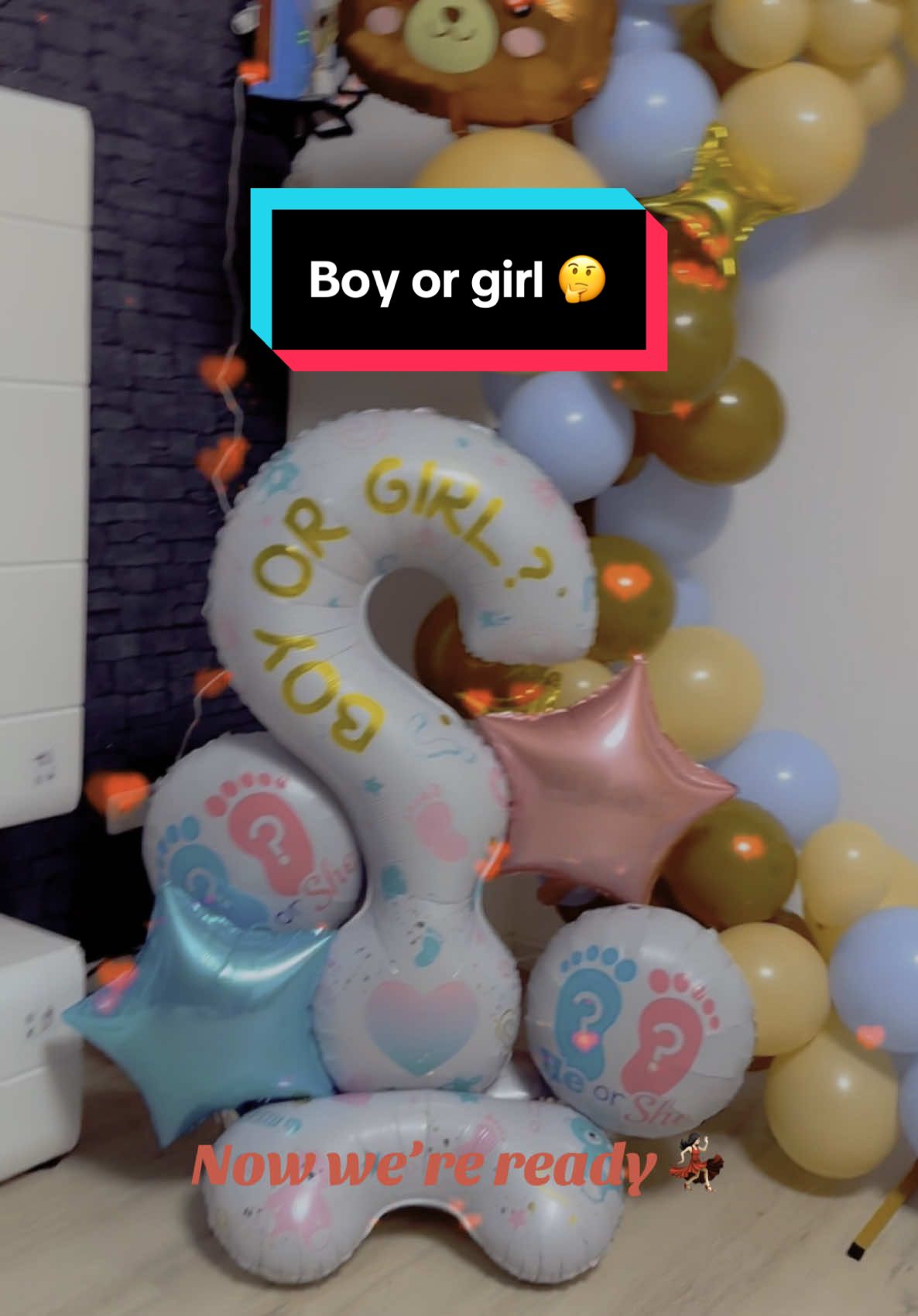 Behind the scene just before the big reveal of our baby, setting up with my favourite people🥰.  The actual reveal coming up tonight, stay tuned 💃🏻 #genderreveal #genderrevealparty #setup #decor #decoration #babyontheway #babyannouncement #couple #couplestiktok  #pregnantlife #lovestory