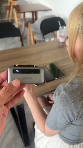 Pin dự phòng Usam 4500 2in1#pinduphongchinhhang 