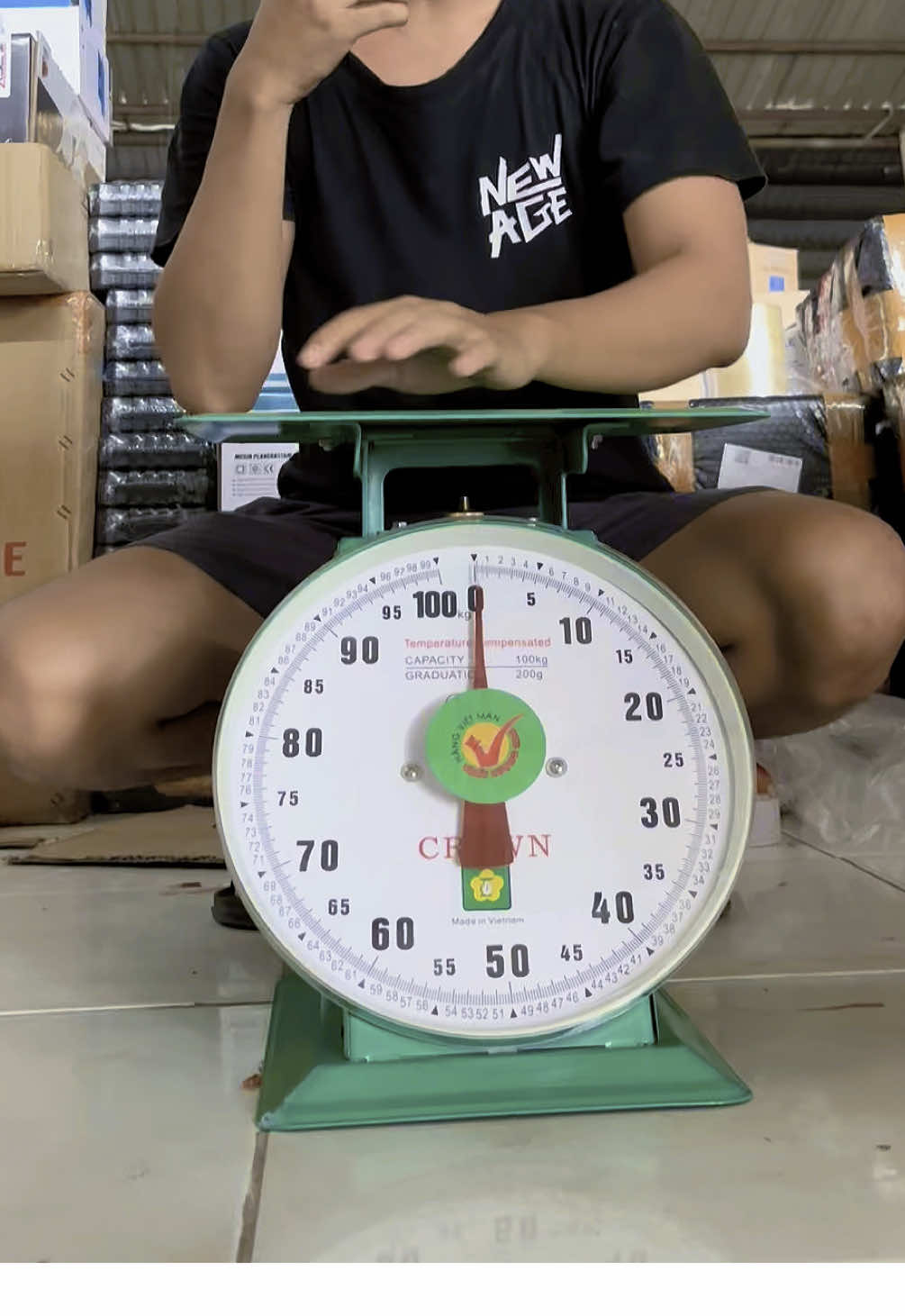 Timbangan duduk non hoa 100kg#timbangandigital #timbanganjarum #timbanganjarummurah #timbangananalogmanual #timbangananalog #timbanganpadi #timbanganberas #timbangandatar 