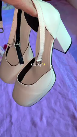 Mapaparampa ka nalang sa ganda✨  #leathersandals #highheels #sandals #tiktokfinds #fyp 