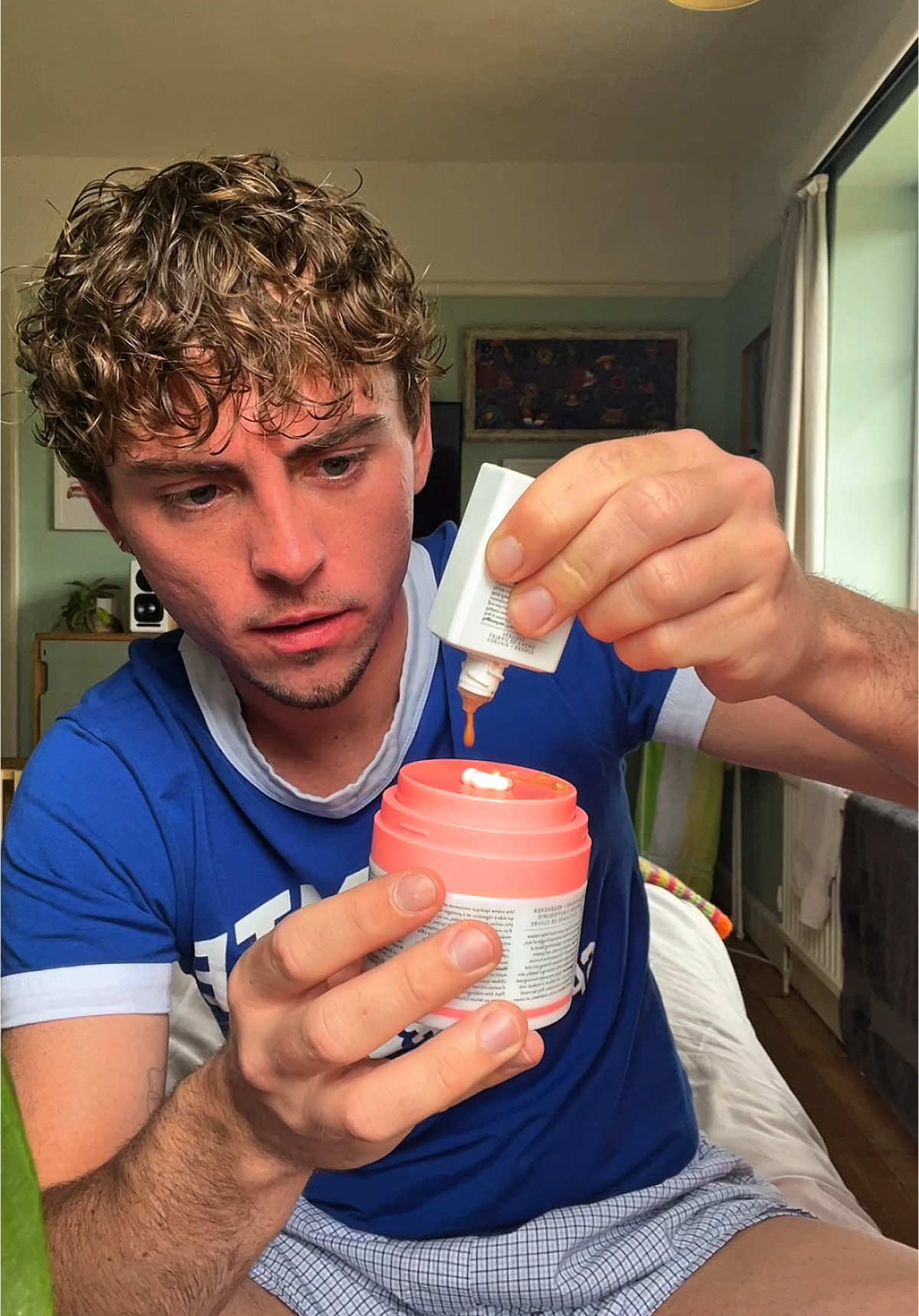 @Drunk Elephant bronzing drops really are that girl 🐘🩵 #grwm #skincarevideo #drunkelephant #boyskincare 