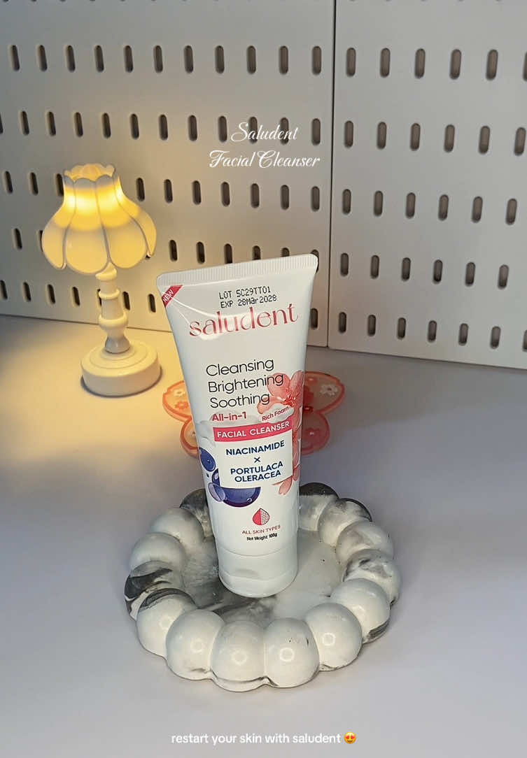 your skin deserves a soft reset 💞 #saludent #facialcleanser #cleanser #facewash #cleansing #brightening #skincarereset 