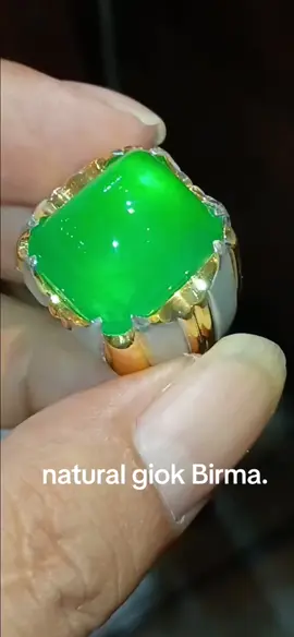 natural giok Birma.#silver #diamond #gemstone# #bluesapphire #batucincin #gems #pasarrawabeningofficial #indonesia 
