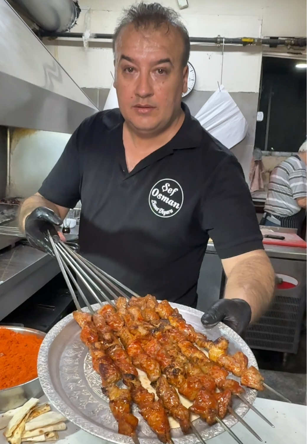K.Maraş Müftülük İlerisi Otel Laville Yanı Şef Osman’da Mustafa Ustamdan Kuzu Kuşbaşı Kebaplar…😋😋 #türkiye #kahramanmaraş #kebap #gurmemarask 
