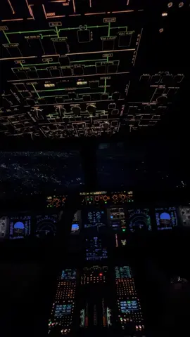 #foryou #fyp #foryoupage #aircraft #aviation #aviationlovers #airmech 