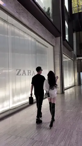 Hóa ra, điều phụ nữ khát khao nhất vẫn là cảm giác an toàn và bình yên. Một người đàn ông đủ trưởng thành đế bao dung, đủ vững vàng để nhẫn nại, và đủ sâu sắc để vỗ về khi cô ấy yếu đuối nhất. Cuối cùng, điều phụ nữ mong mỏi chỉ là gặp được người có thể say đắm trước vẻ đẹp rực rỡ của mình, nhưng cũng không rời bỏ khi mình yếu đuối, bất toàn. #fybシ #trending #nhactrend 