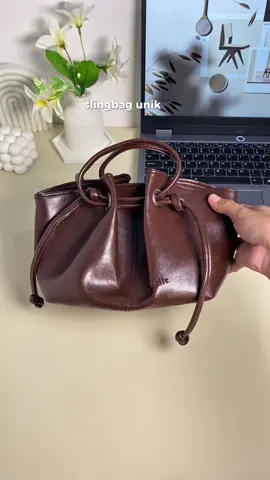 #slingbag #casellebag #tascewek #tascantik #taslucu #fyp #fashiontiktok #taswanita 