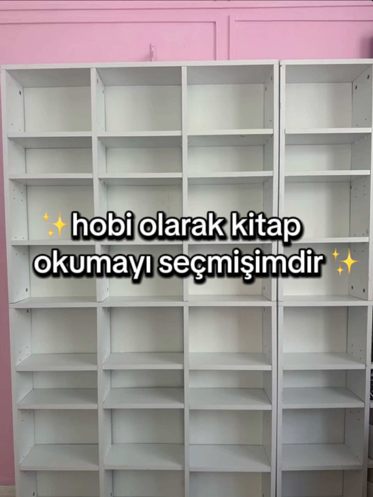 Sanırım kitap almak, okumaktan daha çok yaptığım bir hobi 👉👈 • • #kitaplıkdüzenleme #kitaplıkturu #kitaplık #kitapönerisi #tbr #BookTokChallenge #BookTok #booktokturkey #booktoktürkiye #booktoktrend #trend #trending #trendingtiktok #keşfet #fyp #kesfet #kesfetteyiz #beniöneçıkart 