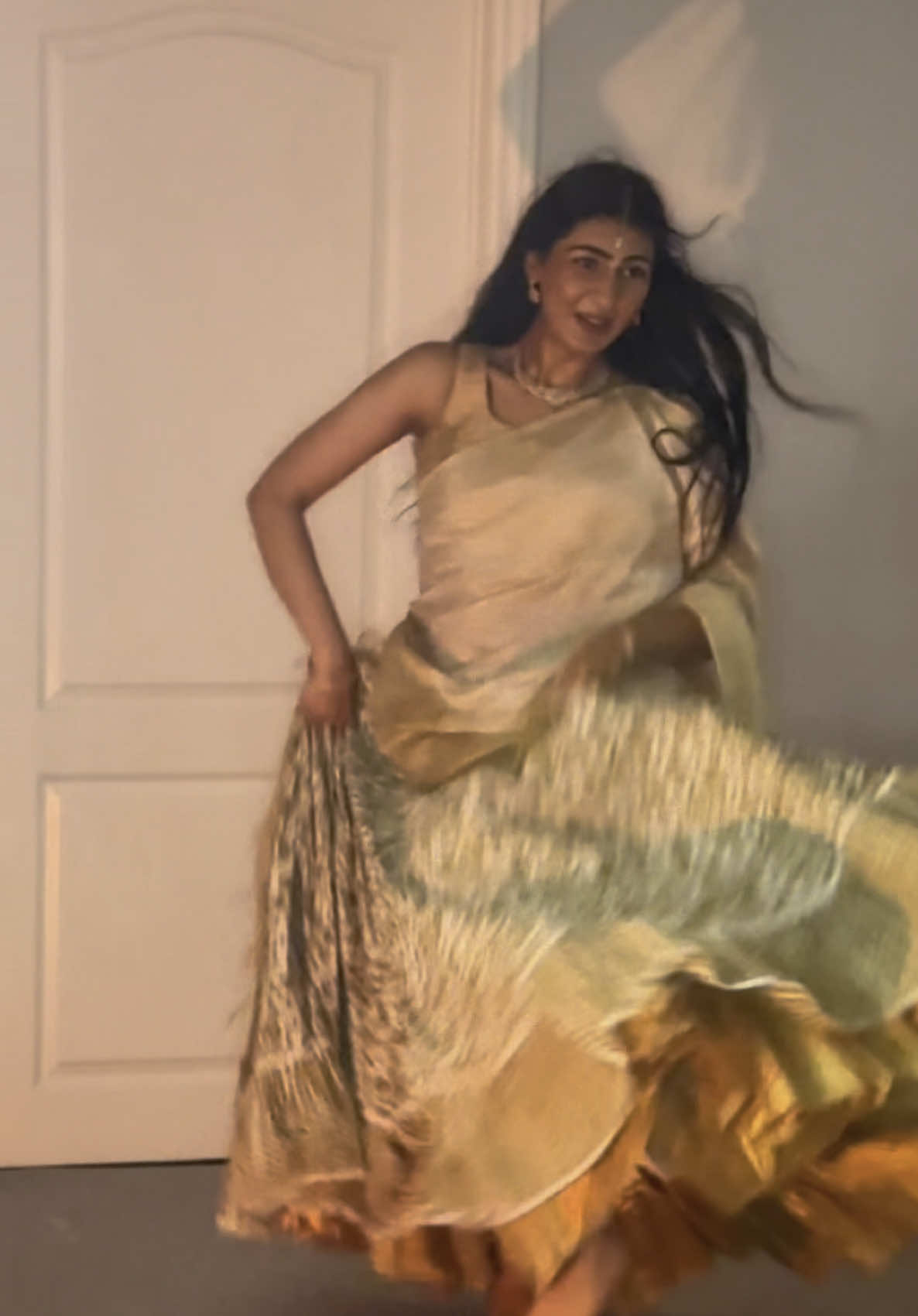 Deewani Mastani✨ #bollywoodvibes #bts #dance #deewanimastani #filmy #dancer #bollywood #bollywooddance #semiclassical #semiclassicaldance #toronto #torontodance #torontobollywood #radhekrishnadance #explore #explorepage #trendingreels #trending #reelsinstagram #reels #reelsvideo #viralvideos #viralreels #dancereels #dancelife #dancevideo #reelkarofeelkaro #reelitfeelit #viral #reelsindia #fyp #foryoupage #foryou #desi #desitok #desitiktok #browntiktok #indiantiktok 