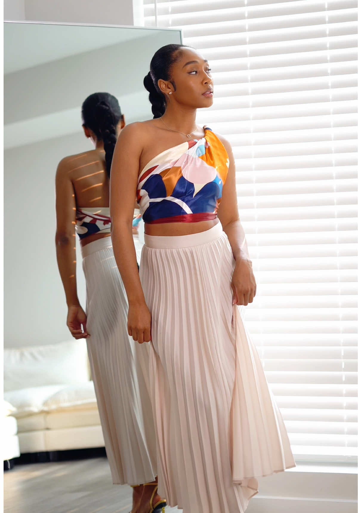Replying to @Ajah how to make a scarf into a cute top! Link in my Amazon storefront for scarves #summeroutfit #outfitinspo #fashiontiktok #scarfturtorial 
