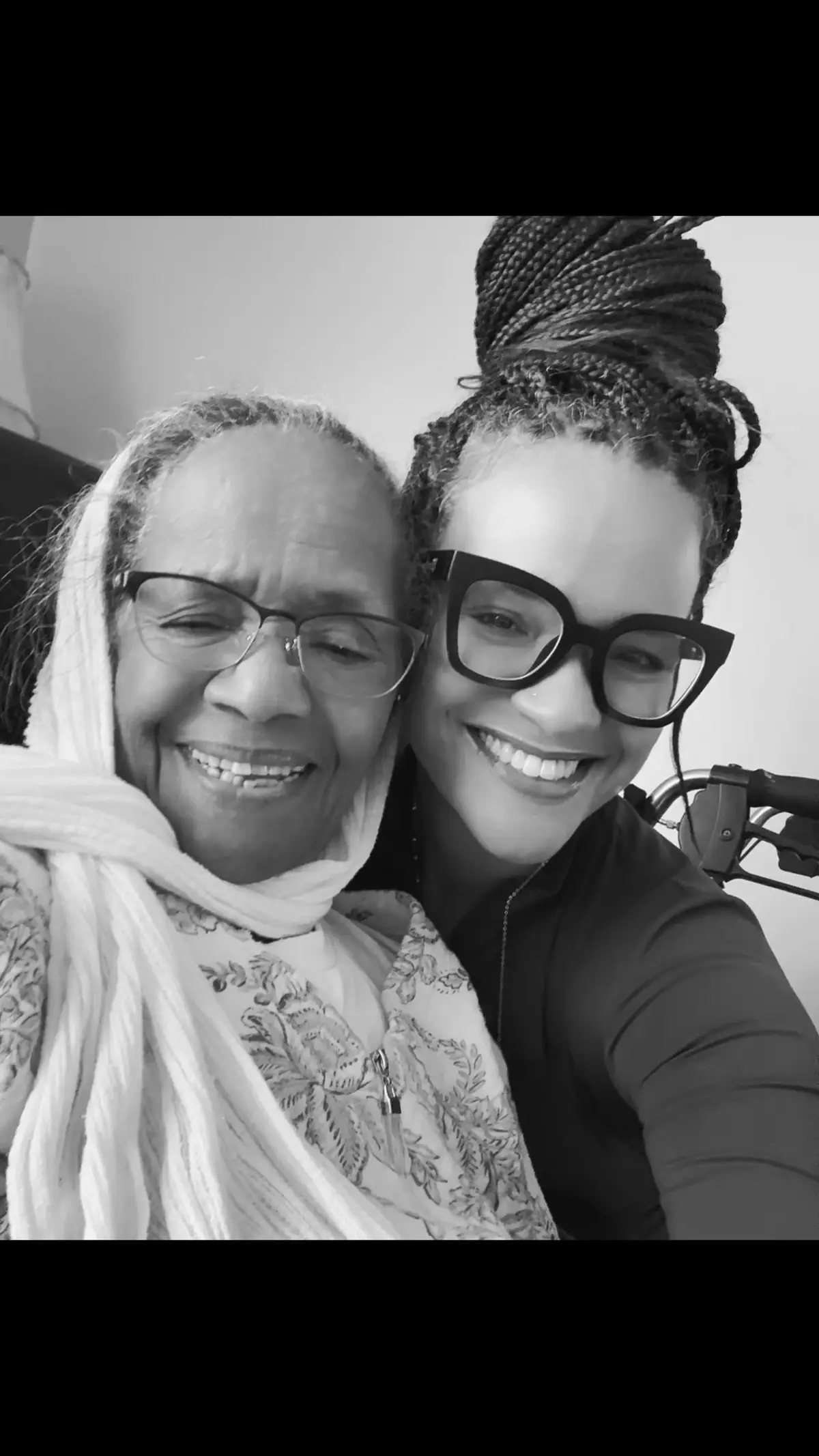 I am the daughter of an Eritrean mother—carved from war, softened by grace, and raised to rise no matter what!  They can ban flights, but they can’t ban who we are! 🇪🇷💪🏼 #adey #eritrea #eritrean 