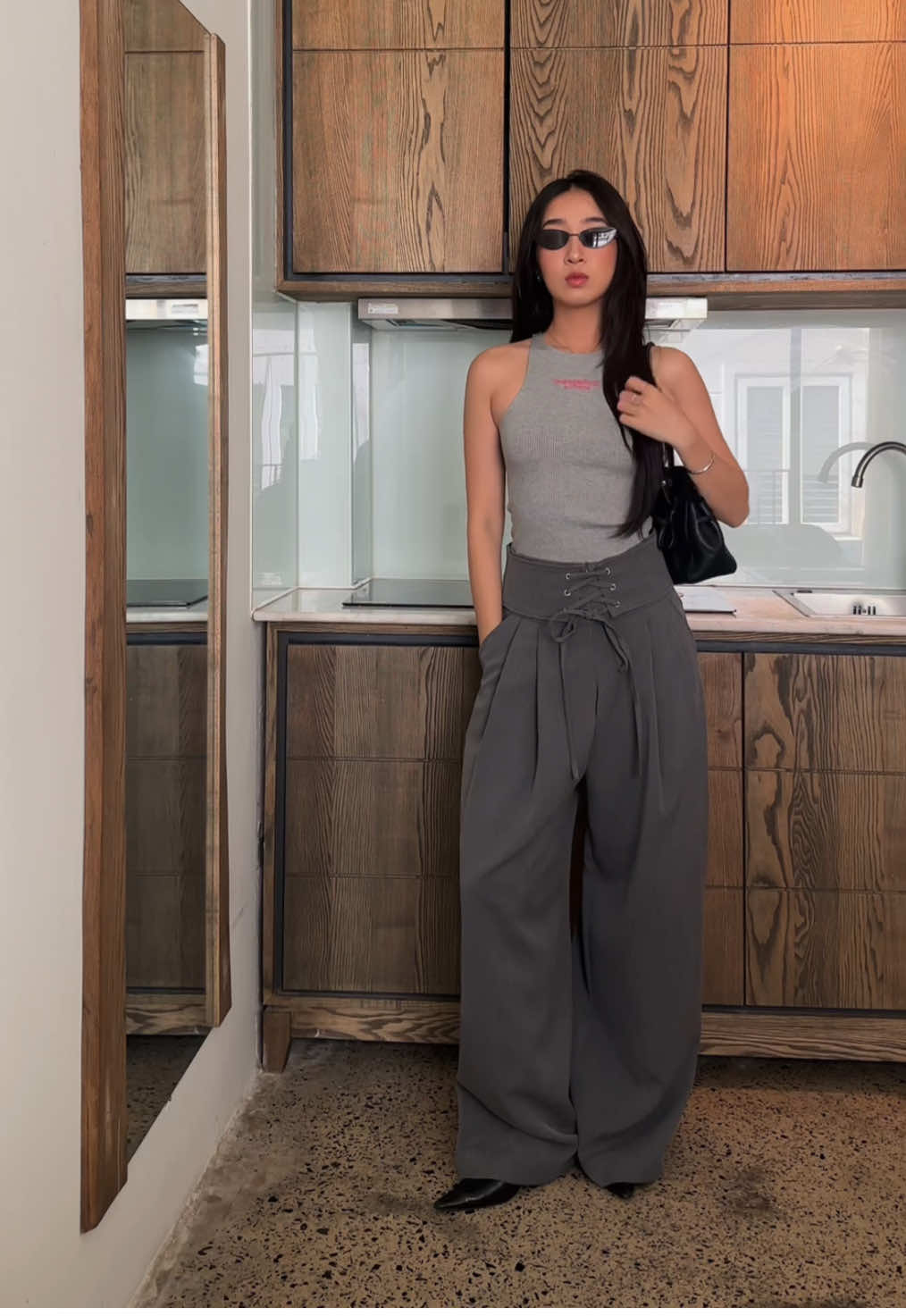 Styling Gray🩶#outfitinspo #MinimalStyle #grwm #outfit #cleanfit #withcucquy #OOTD #essentials #stylewithme #fashiontiktok #minimal #Summer 