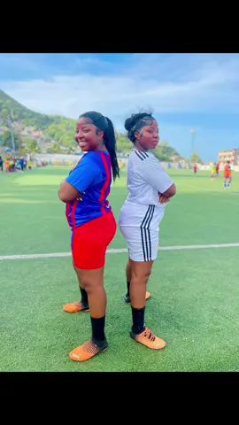 #halamadrid 🤍🤍⚽️⚽️#barça🔵🔴 @twinlife0250 Backup❤️🥳🐜 #haitiennetiktok🇭🇹🇭🇹🇭🇹🇭🇹😍😍😍 #besttwinintheworld🌎❤️🔥♾️🥳 