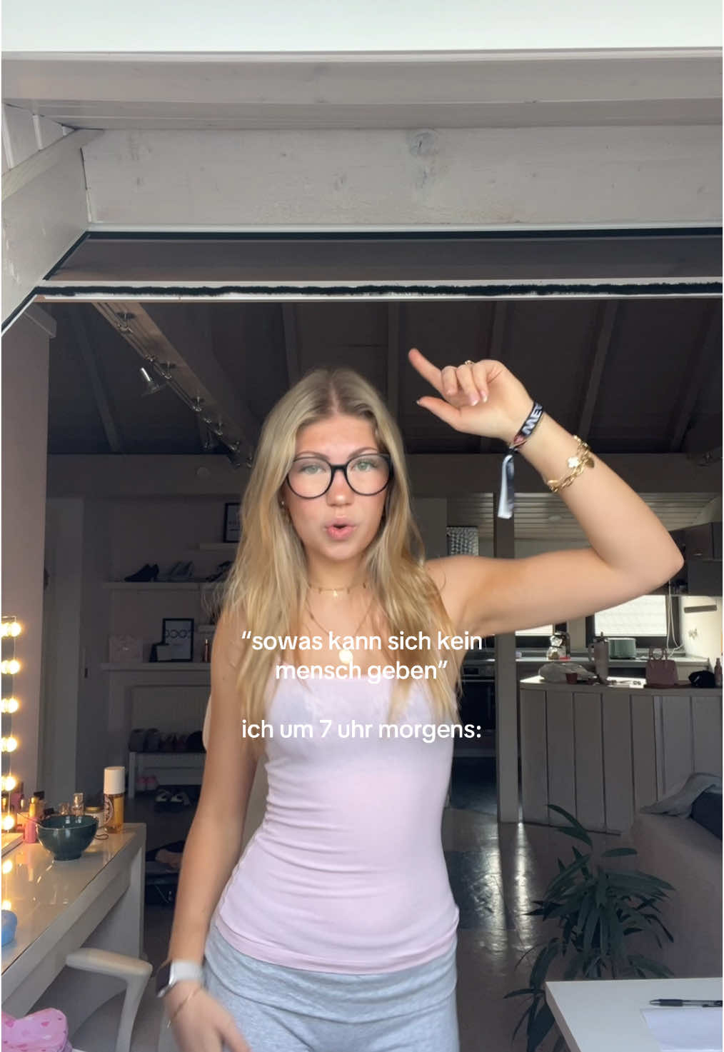zum wach werden auf locker #techno #techtok #rave #blondie #fyp #fy #foryou #tekk #raw 
