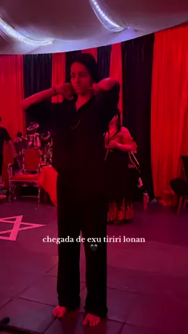 laroyê meu velho.🖤 #tiriri #tiririlonan #axé #fypageシ #exu 