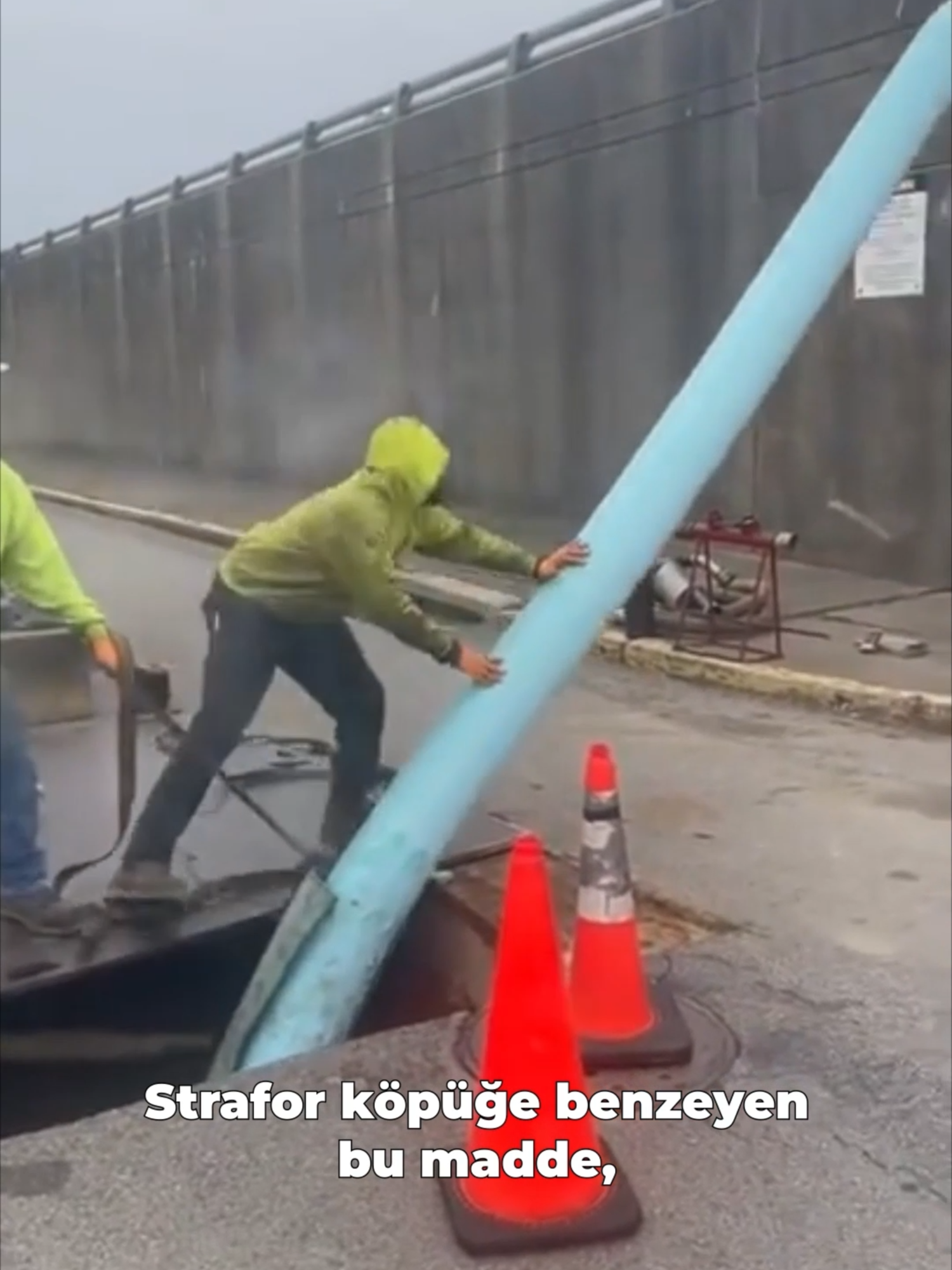 Boru astarlama işleminde eski ve kirli boruların iç kısmı, reçine ve epoksi karışımına daldırılan bir astar ile kaplanıyor ve eski borular sökülmeden tamamen yeni hale getiriliyor. Bu işlem ilk olarak 1971'de İngiltere'de, daha sonra 1970'lerde Japonya ve Avrupa'da konut ve ticari uygulamalarda, 1980'lerde ise Amerika Birleşik Devletleri'nde konut uygulamalarında kullanılmaya başlandı. . . . . . . . . #bilgi #bilim #ilginçbilgiler #tadilat #kesfet #fyp #öneçıkar