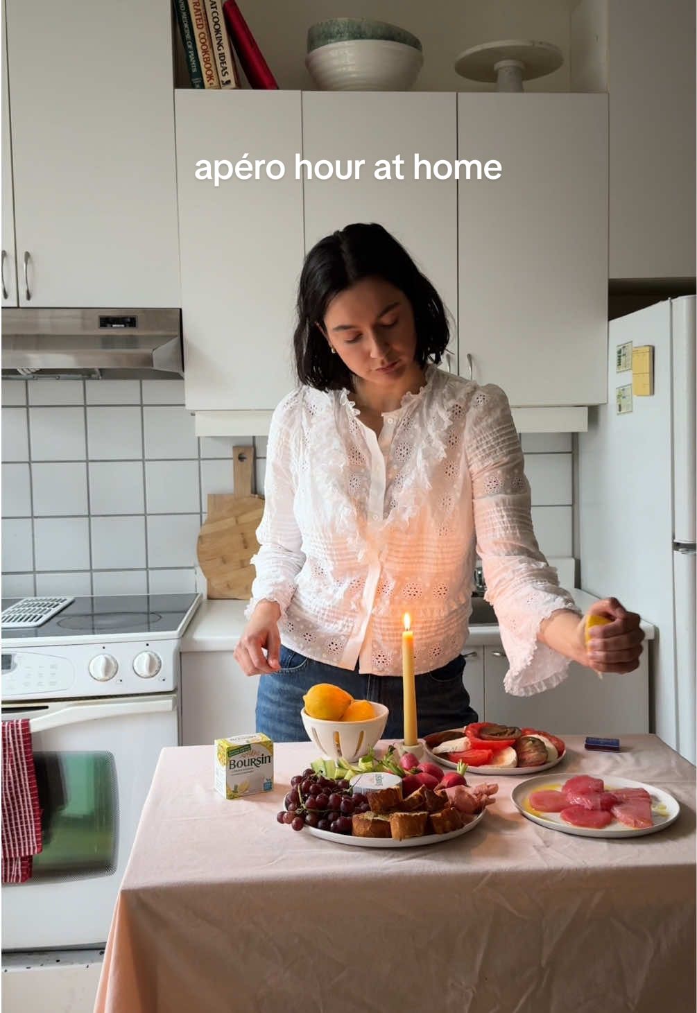 *AD this is your sign to host a summery apéro hour with @Boursin Canada new limited edition lemon & rosemary flavour 🍋  there's nothing like spending time with friends and snacking on a yummy, seasonal spread! cheers to many more this summer 