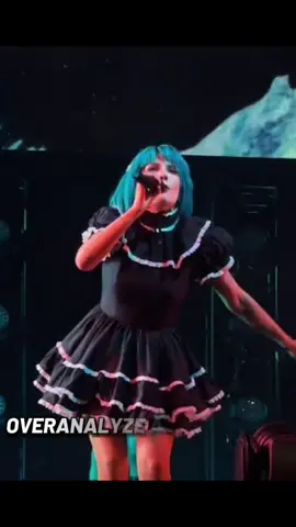 drive #foryoupage #taghalsey #halseyishot #halseyisbeautiful #liveperformance #drive #thegreatimpersonator #formylasttricktour #h1 #bandlands @Halsey @halseyhq 