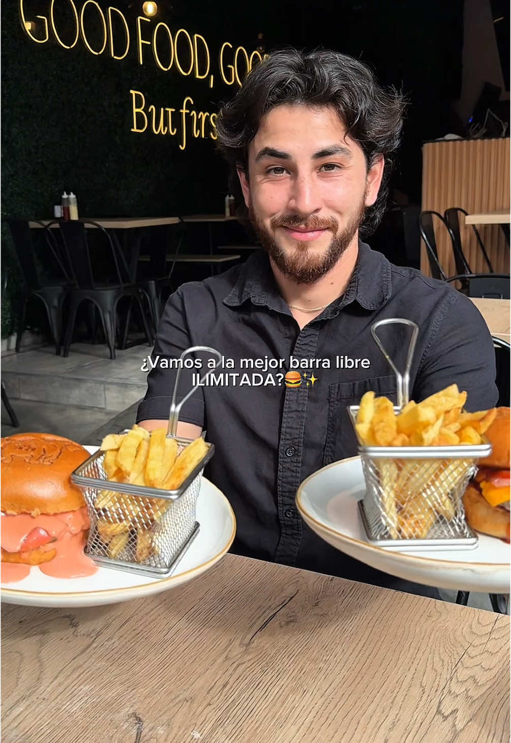 ¡LA MEJOR BARRA LIBRE DE TODO LIMA!🤩 Esta es tu señal para probar toda nuestra barra libre de manera ILIMIT- HADA🧚‍♀️ ✨ Encuéntranos en: 📍José Pezet & Monel 2071, Lince  📍Calle Berlín 513, Miraflores  . . . . . #allyoucaneat #petfriendly #lima #limaperu🇵🇪 #postres #peru🇵🇪 #barralibre #miraflores 