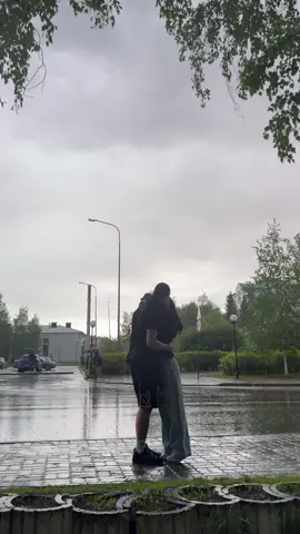 love him #рек #fyp #fypp #Love #lovehim #bf #kiss #любовь #рекомендации #rain 