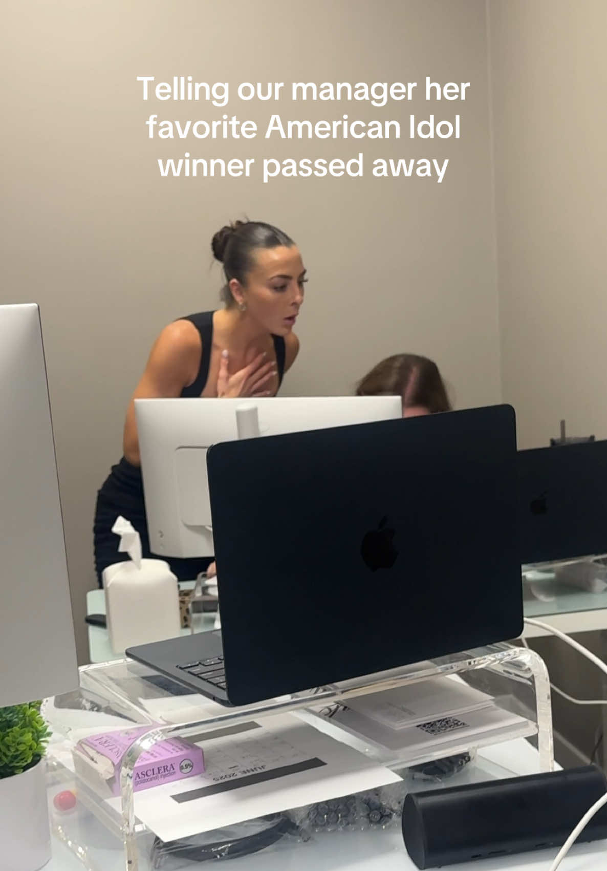 We might know who @Jamalroberts biggest fan is… 😂😂  #MedSpa #Prank #WorkHumor #AmericanIdol 