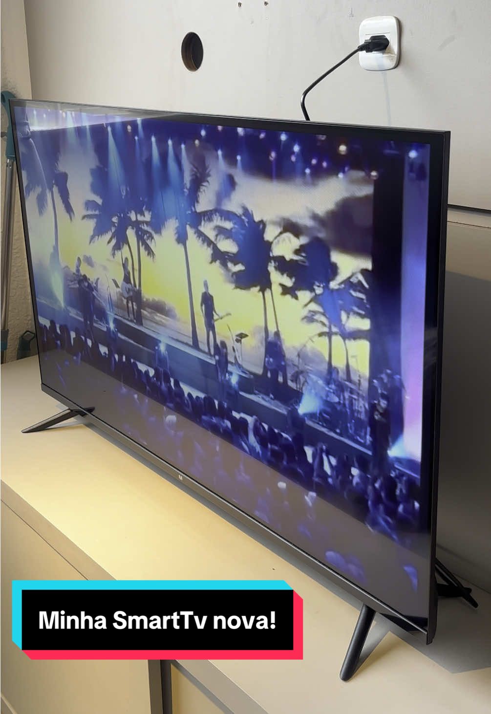 Eu amei essa comprinha! Comente “link” que te mando na sua dm❤️🫶🏻 #smarttv #televisao #tv #multilaser #compreinashopee #shopee #promocao 