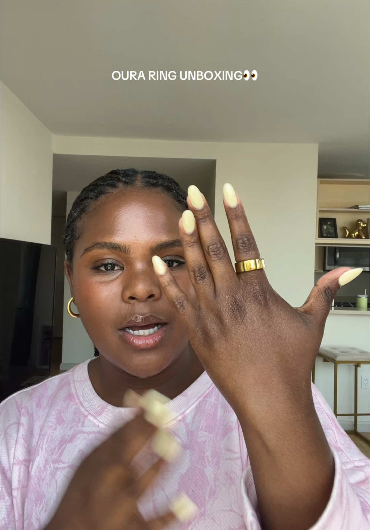 I’ve been influencedddd👀 if you have one PLS lmk your thoughts/ if you think it’s worth it🙇🏽‍♀️ #ouraring #ouraringunboxing 
