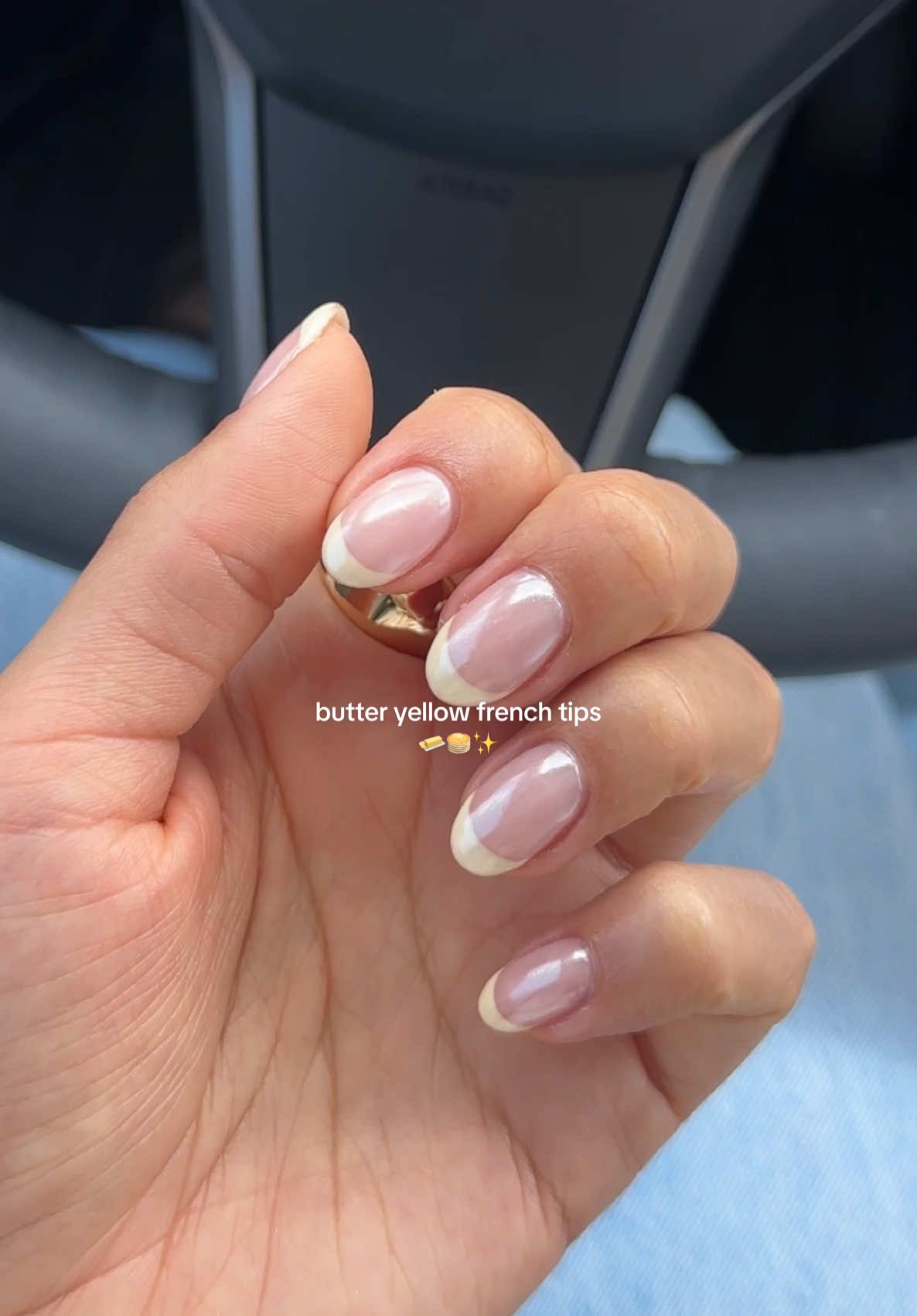 Butter yellow French tips with chrome 🧈✨ I’m obsessed!!! 🫶🏽 #newnails #butteryellownails #frenchtipnails #chromenails #summernails #nailinspo #lasvegasnails #contentcreator #nailday 