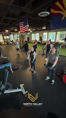 #fypシ #workout #dumbell #dumbellworkout #GymTok #personaltrainer #nvpts #fyp #workoutideas #tonedarms #workoutmotivation #gym #weightloss #Fitness #bikini #abs #summerbody #northphoenix #anthem #tramonto #newriver #deserthills #personaltrainer #trainer #coach 