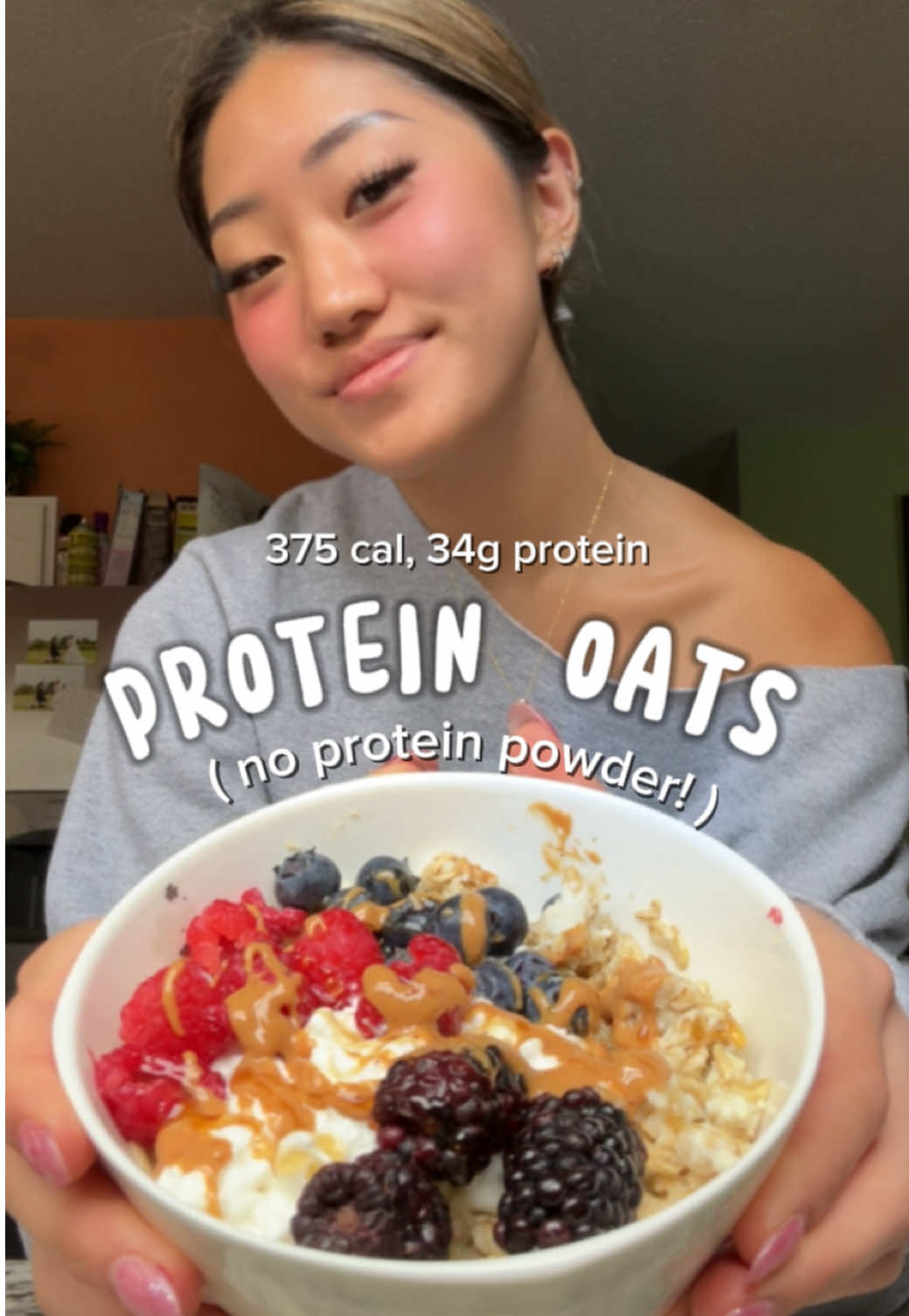 PROTEIN OATS W/ NO PROTEIN POWDER | 375 cals, 34g protein   Ingredients: -40g rolled oats -184g egg whites -55g cottage cheese -8g peanut butter -fruit of choice (I used raspberries, blackberries, blueberries) -optional light drizzle honey + salt to flavor #proteinoats #proteinoatsrecipe #highproteinbreakfast #highproteinbreakfastideas #caloriedeficitmealideas #caloriedeficit 