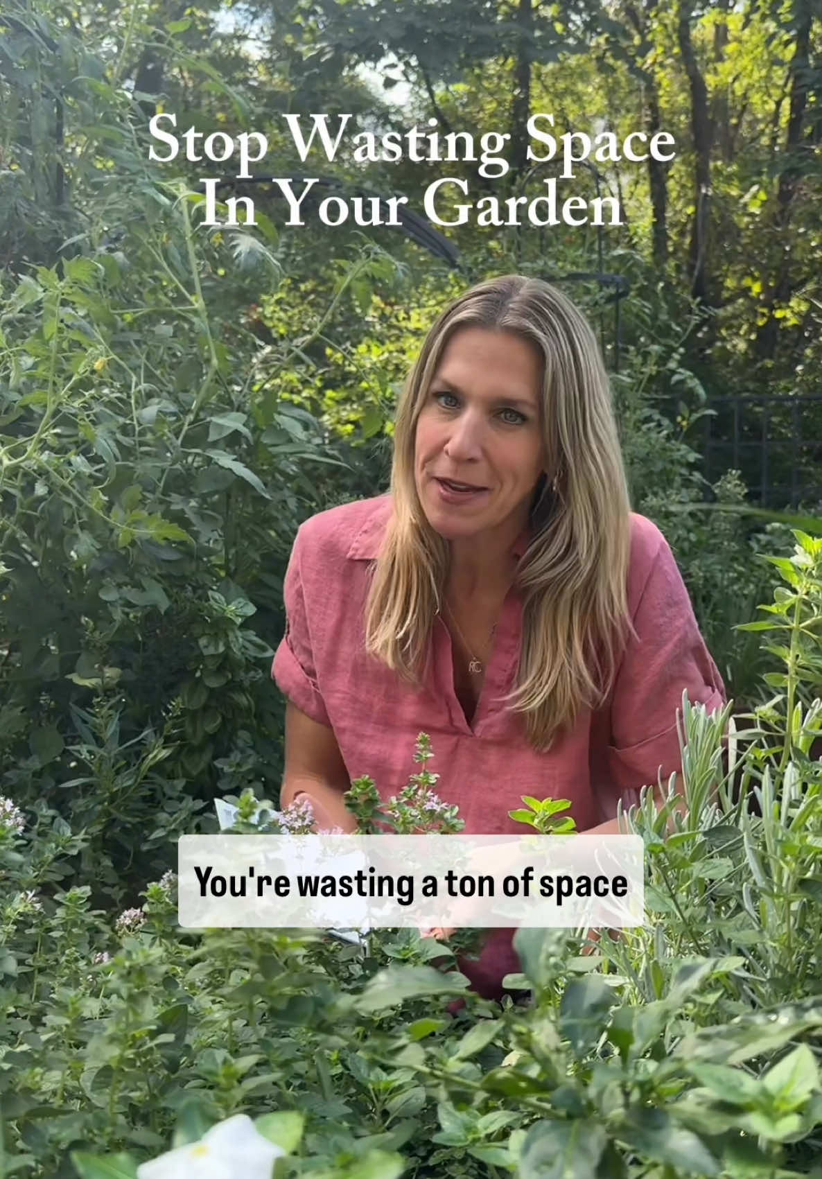 I had no idea… When I first started gardening, I figured all the directions on the seeds were meant to help Little did I know that all that spacing was created for market growers or farmers- not me So when we created new seed packets for Gardenary, we changed the spacing rules so you know the right numbers for your backyard garden Go to my bio to get our summer seed system-packed with the best summer seeds and instructions you should actually follow #Summer #seeds #plants #garden #gardening #gardening101 #gardeninghacks 