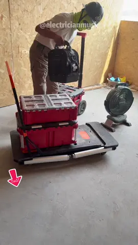 Can be used as a flatbed cart, work pedal, or workbench#tool #tiktokshop #bluecollar #electriciansoftiktok #diyer #outdoortools #electricians #drywaller #electricianlife #sparky #tiktokshopmemorialday #dewalttools #homediy 