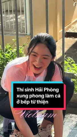 Thí sinh Vân Nhi xung phong làm cá ở bếp từ thiện #chungkethoahauvietnam2024 #missvietnam2024 #hoahauvietnam #hhvn2024 #rangrovietnam #tienphong #hoangthanhmedia