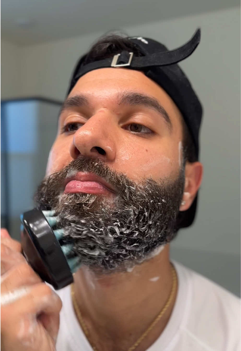 Weekly Beard Wash 🧼 ft. @Viking Revolution 🧔‍♂️ Keeping the beard fresh, clean, and healthy with my go-to wash routine. Use code: JJBEARDS for 15% OFF your order – also available on Amazon 🛒🔥 Stay fresh. Stay bearded. #VikingRevolution #BeardWash #BeardCareRoutine #JJBeardedBarber