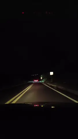Salir a gastar gasolina y despejar la mente, nunca será perdida de tiempo  #carretera #nochelluviosa