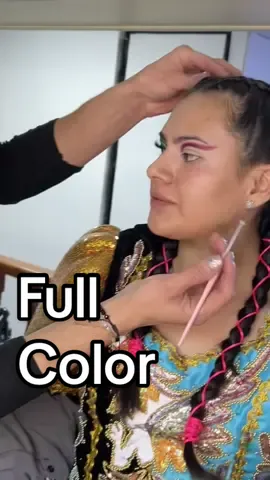 Hoy estamos tenendo una Clase Privada de Full Color con Daniel Aguillera. Está muy lindo! 🥰😍 #maquillajecusco #maquillajefullcolor #maquillajecaporal #caporal #maquilladoracusco #maquilladorcusco #maquillajebrasileño #cusco_peru🇵🇪 #cusco_peru #cuscotiktok #cuscoperu #foryou #parati #makeupbrasil #makeupbrasilperu 