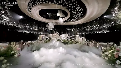 #wedding #weddingdecor #luxurywedding #decoration #luxuryweddingdecor #xuhuong #viral_video_tiktok #fyppppppppppppppppppppppp 