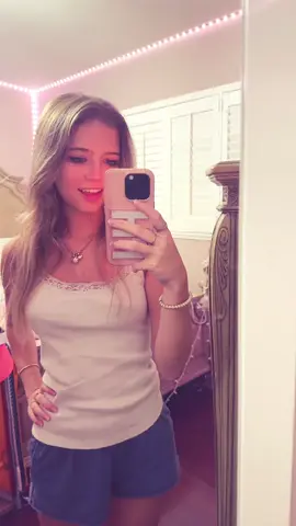 night night💤💤💤😴 #sleeptight #dontletthebedbugsbite