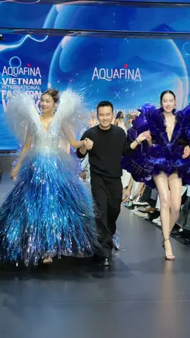 Cùng nhìn lại các thiết kế ấn tượng trong bst “The Light of Water” của Lê Thanh Hoà tại đêm mở màn Aquafina Vietnam International Fashion Week 2025. #lethanhhoa #NtkLethanhhoa #Thelightofwater #thelightofwaterbylethanhhoa  #AVIFW2025 #Aquafina #couture #LeThanhHoa #AquafinaxLeThanhHoa   #AquafinaVietnamInternationalFashionWeek    #ToaSangPhienBanThuanKhiet #MultiMediaJSC #beUModels #giaydonghai #machausilk #NailStik #vietnamairlines #tiktokviral #tiktokgiaitri 
