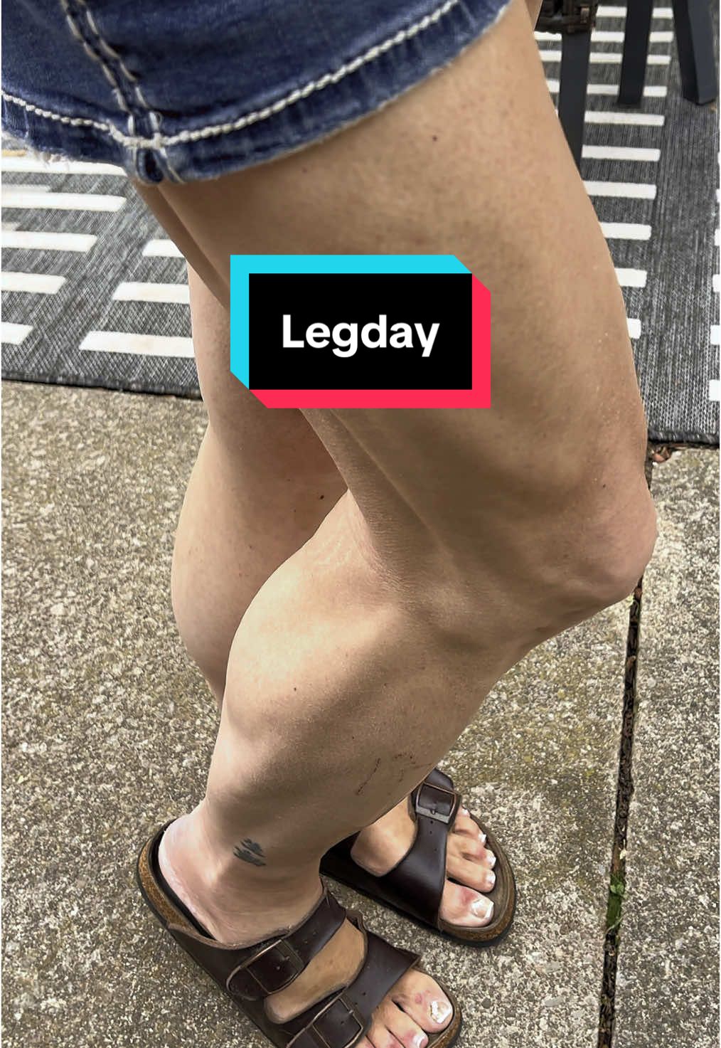 Legday problems. #leg #legs #fyp #workoutmotivation #legday #legsworkout #workoutmotivation #fypシ゚ #fitnessmotivation #Fitness #homeworkout #workouttips 