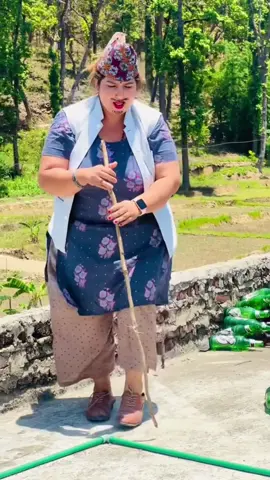 #बालेन दाईको सहरमा यो जुताले पुग्न सकेलात#fypシ゚ #foryoupage #goviral #video #tiktoknepal #tiktokfamily #keepsupporting #surkhetmuser #lalitagiri55 