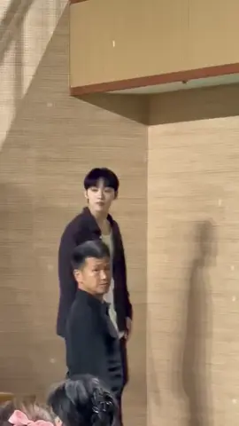 lucu banget hyunwook datang mendapatkan surat #choihyunwook #fypシ゚ 