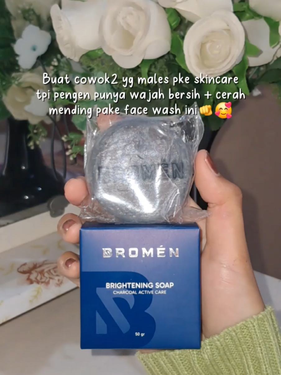 Bromen brightening soap #bromen #bromenskincarecowok #bromenskincare #skincare #facewash #brighteningsoap #fyp #foryoupage 