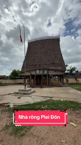 Nhà rông làng Plei Đôn, phường Quang Trung, thành phố Kon Tum, một buổi chiều ghé qua... #kontum82 #khoilangthang #langthangkontum #kontumriview #nharongpleidon #quangtrung #trending #viral #xuhuong #tiktok #fpy 