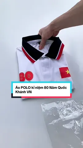 Áo Polo chất liệu CVC 4 chiều giúp có dãn tốt, form dáng tôn đang, đường may tinh tế sắc sảo, có nhiều size lắm nha, tranh thủ tậu ngày 1 em đi đu conccept cho có không khí mấy bà ơi #aothupolokiniemquockhanh #aothunpolo 