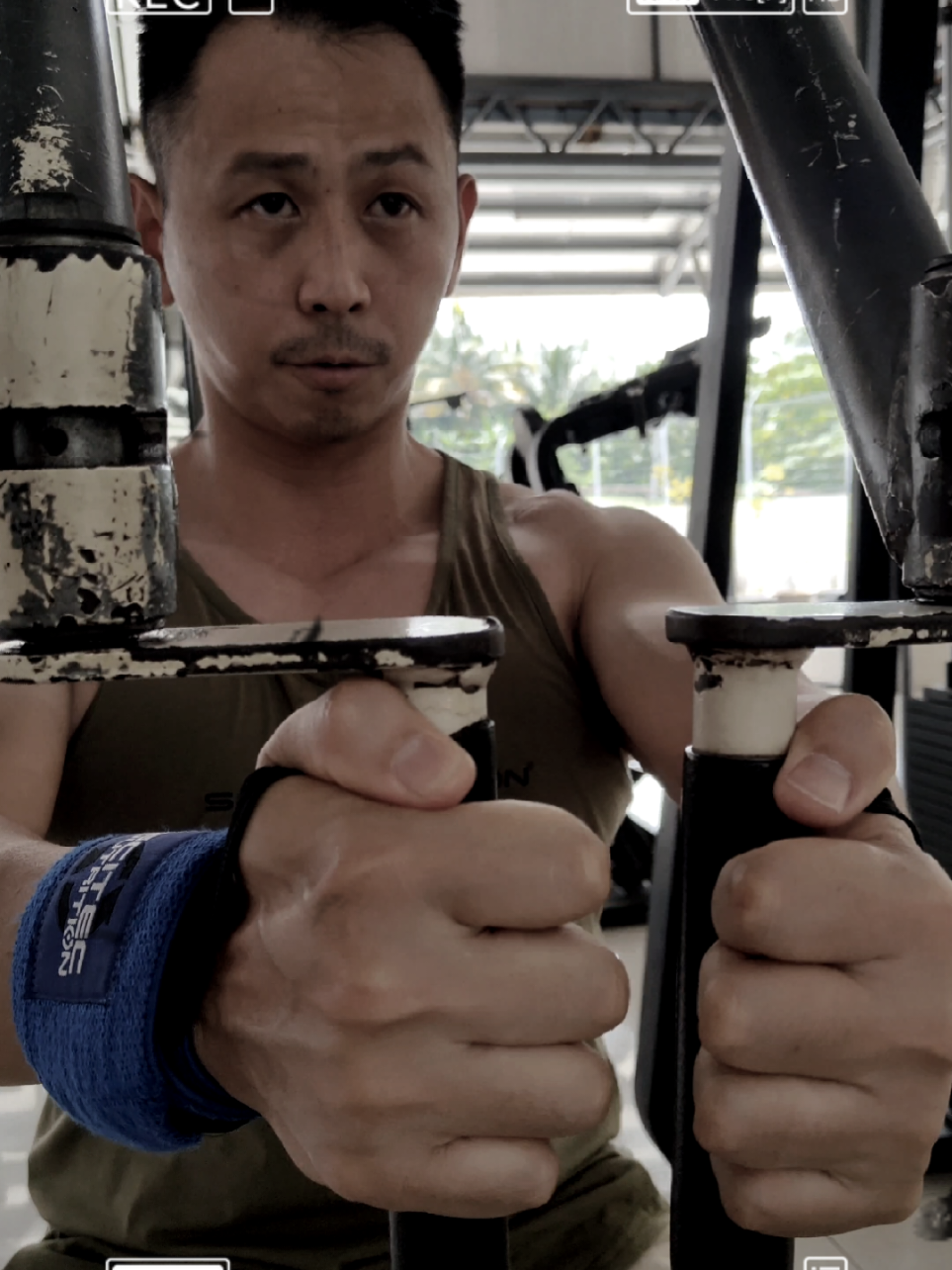 Pec fly muscle feels good. The weight is good enough... for me.  #litefitnessraub  #litefitnessgymraub #劳勿 #健身日常 #健身vlog 